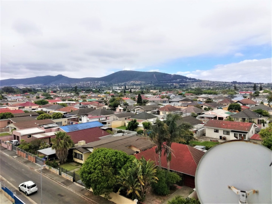 1 Bedroom Property for Sale in Churchill Estate Western Cape